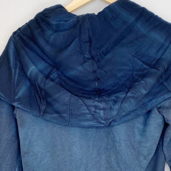 YOUNG FABULOUS & BROKE Navy Tie Dye Quilted Crop Moto Jacket Size XSmall - Picture 8 of 14